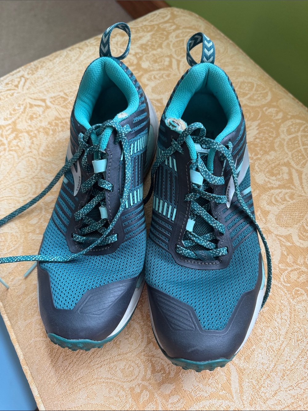 Brooks Women's Teal and Dark Gray Trail Running Shoes